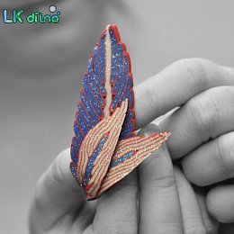 Brož z kolekce Pírko